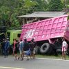 Inalilahi, Dumptruk Angkut Material Menghantam Tebing di Pakis, Sopir Meninggal Dunia